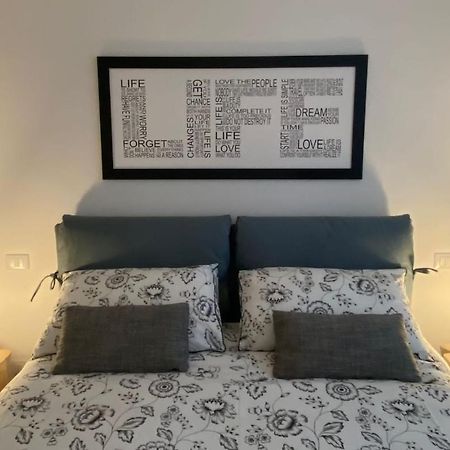 Mandi Mandi Cavour Apartment Удине Екстериор снимка