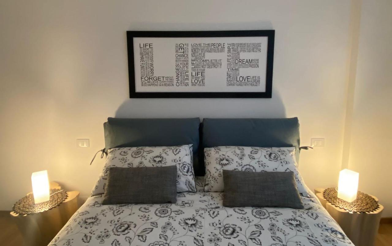 Mandi Mandi Cavour Apartment Удине Екстериор снимка