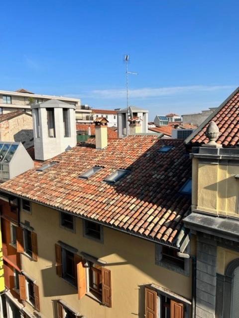 Mandi Mandi Cavour Apartment Удине Екстериор снимка